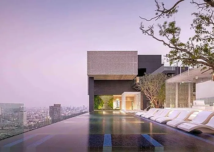 Suksawatdee665 /1-2min Walk To Bts Mrt ホテル