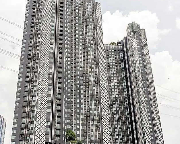 Suksawatdee665 /1-2min Walk To Bts Mrt 4*