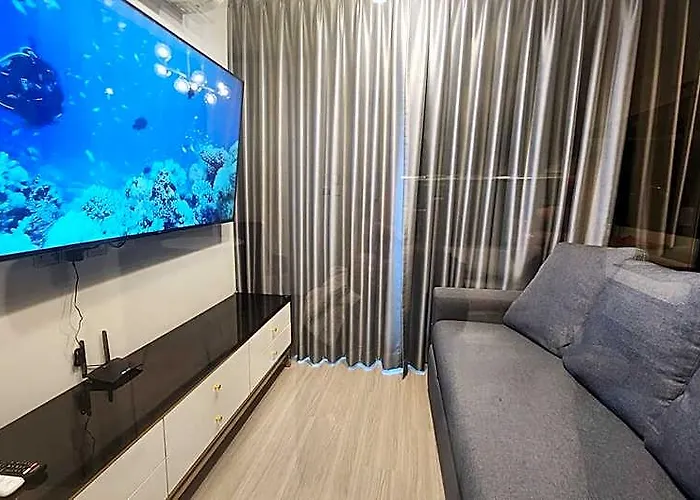 Suksawatdee665 /1-2min Walk To Bts Mrt 4*